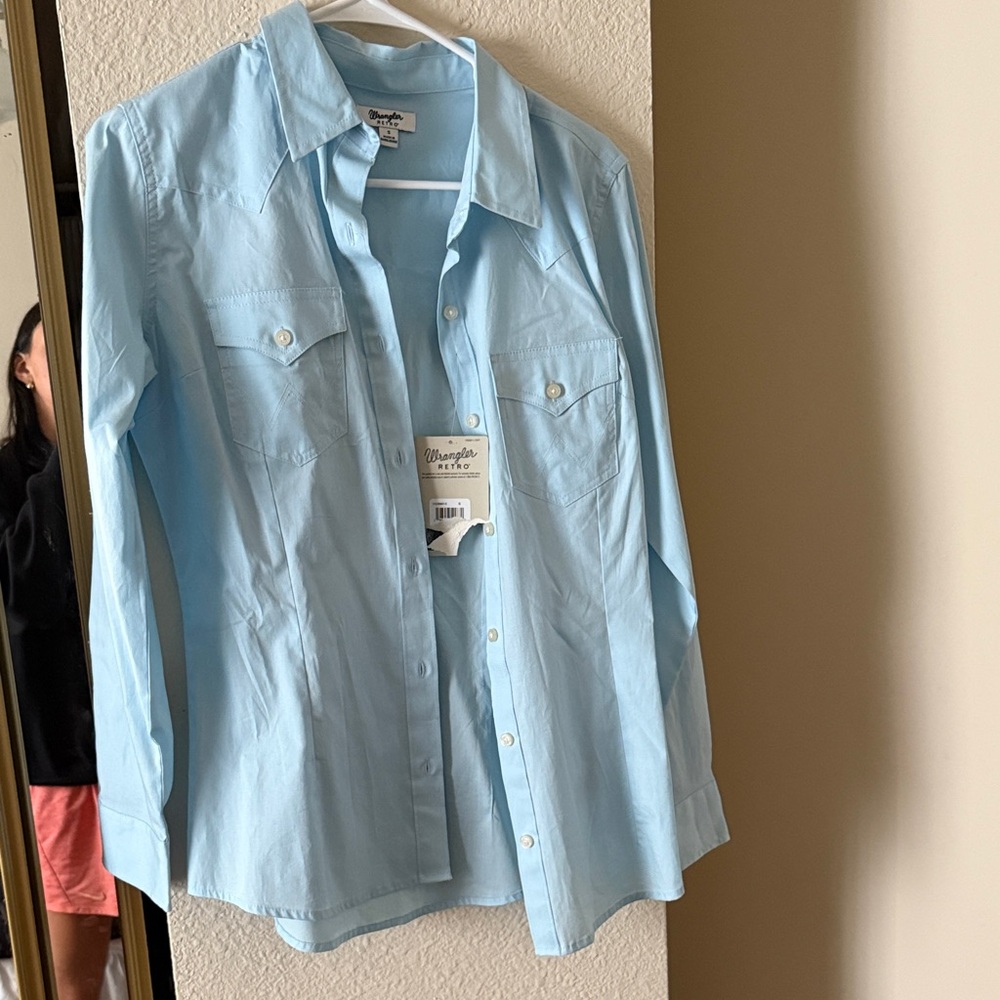 Wrangler Women's Light Blue Button Down Shirt